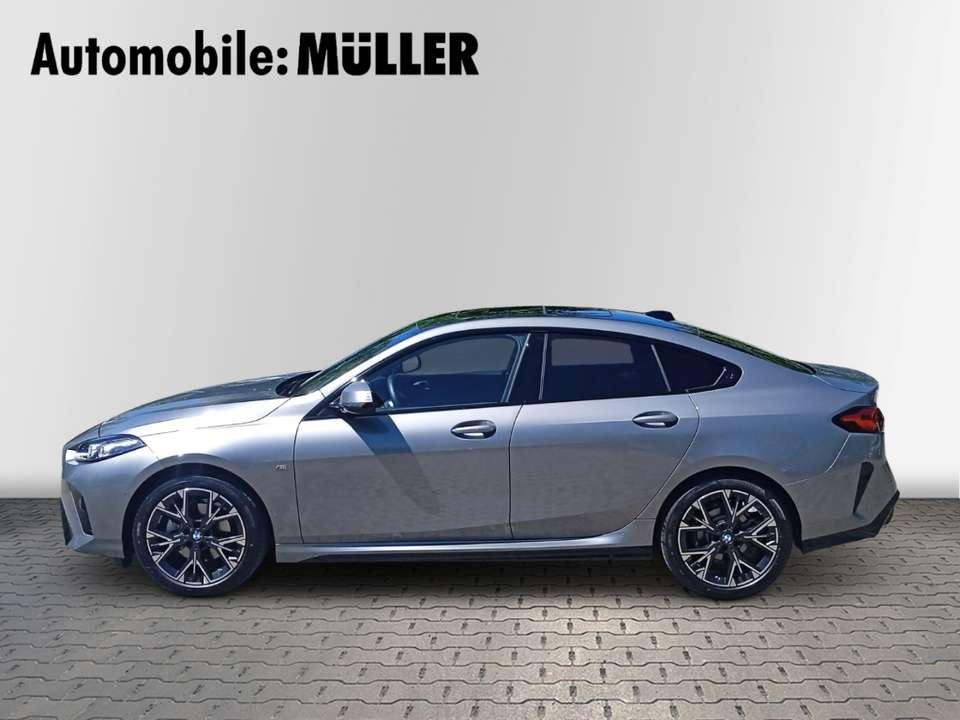 BMW 220 - Imagem 7