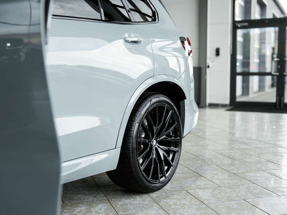 BMW X5 - Imagem 10
