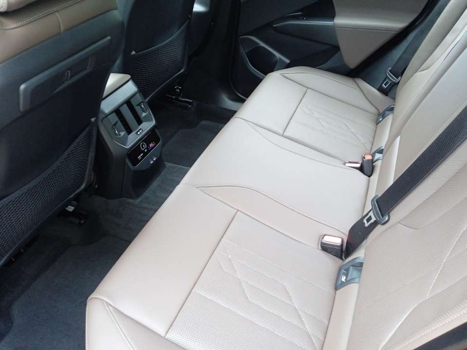 BMW X3 - Imagem 12