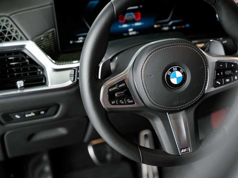 BMW X6 - Imagem 12