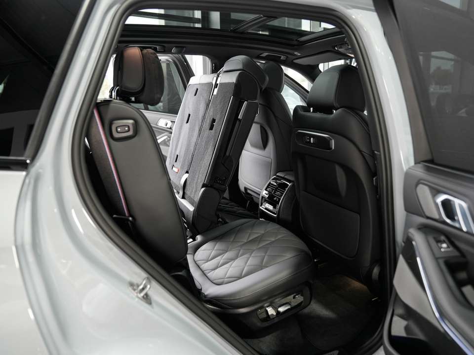 BMW X5 - Imagem 14