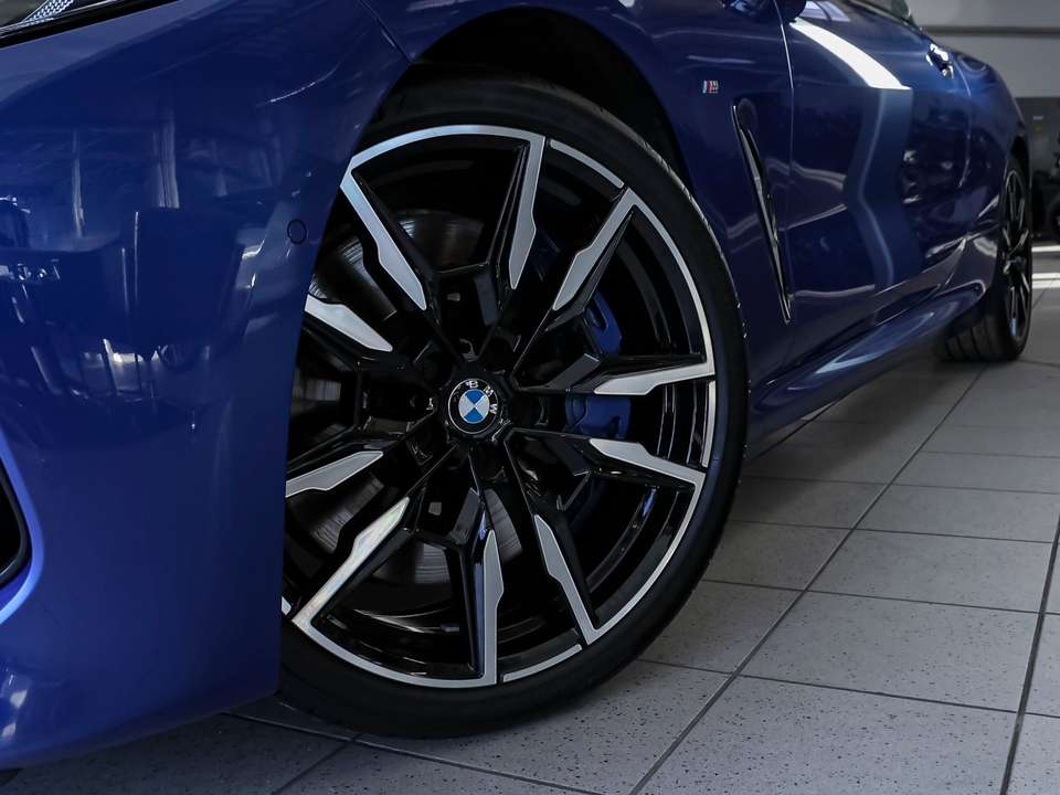 BMW M850 - Imagem 10
