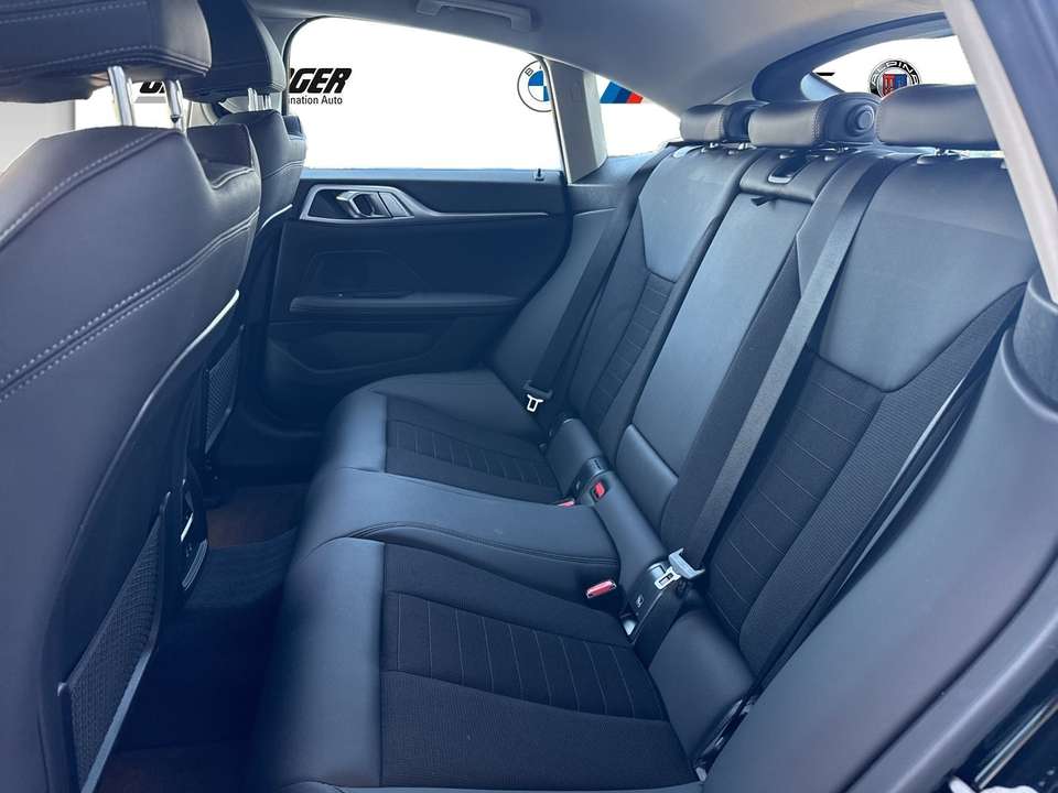 BMW i4 - Imagem 11