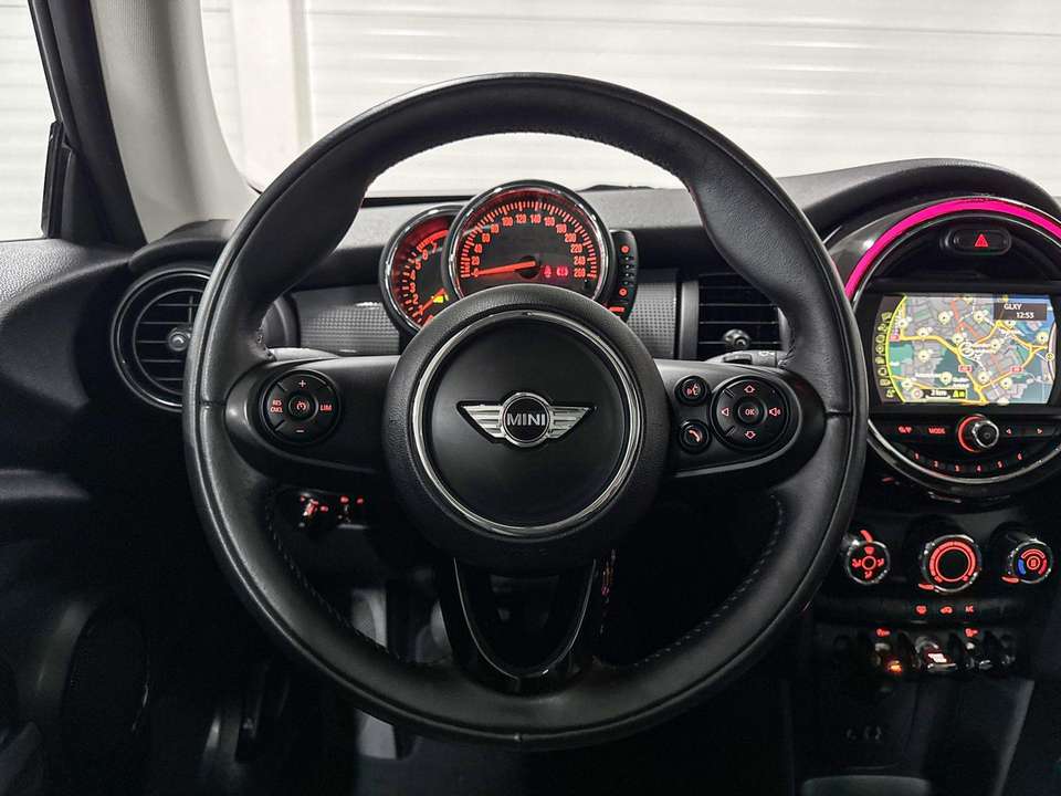 MINI Cooper - Imagem 12