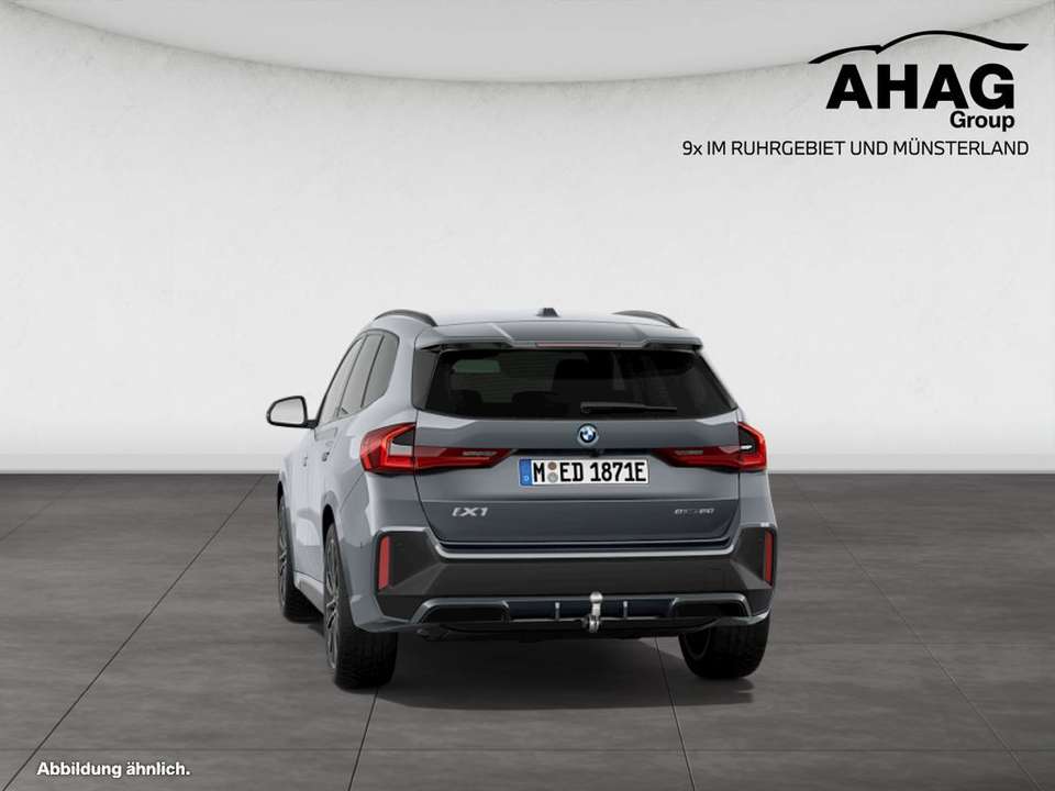BMW iX1 - Imagem 7