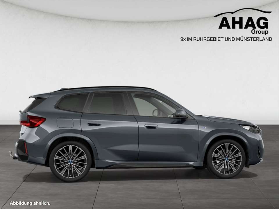 BMW iX1 - Imagem 8