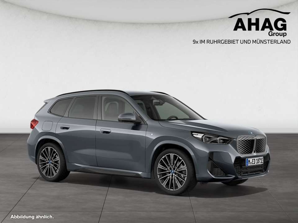 BMW iX1 - Imagem 9