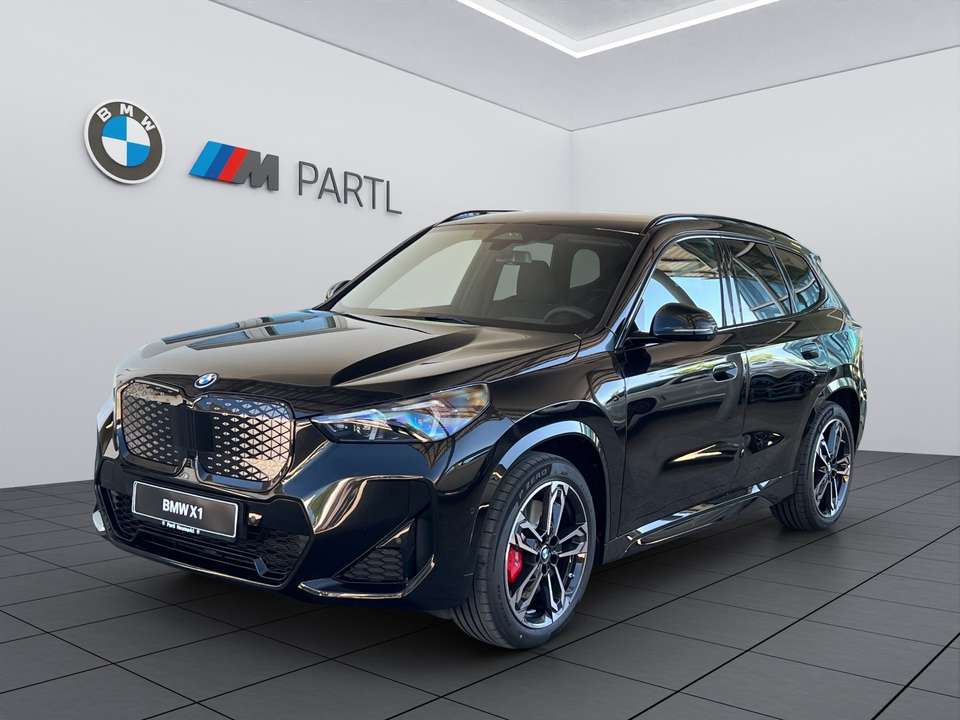 BMW iX1 - Imagem 1