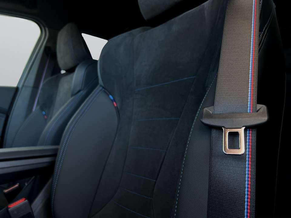 BMW iX1 - Imagem 15