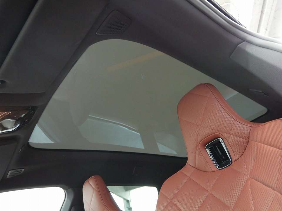 BMW iX - Imagem 8