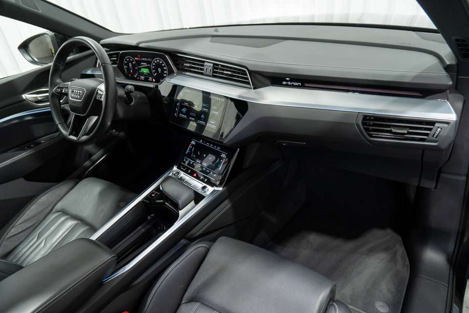Audi Q8 e-tron - Imagem 15