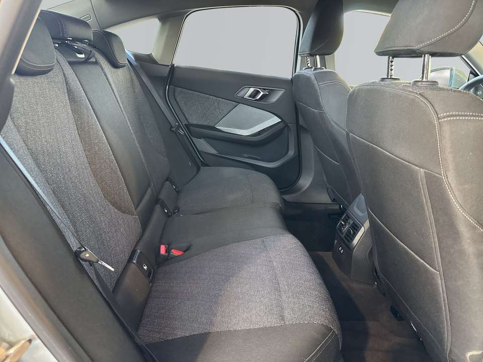 BMW 220 - Imagem 10