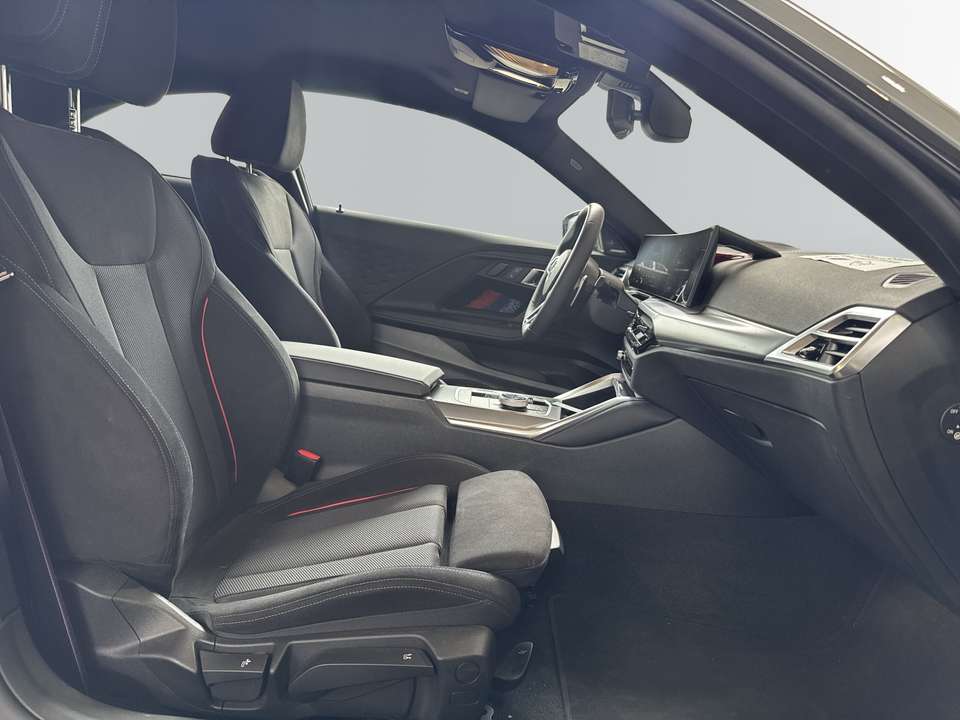 BMW 240 - Imagem 12
