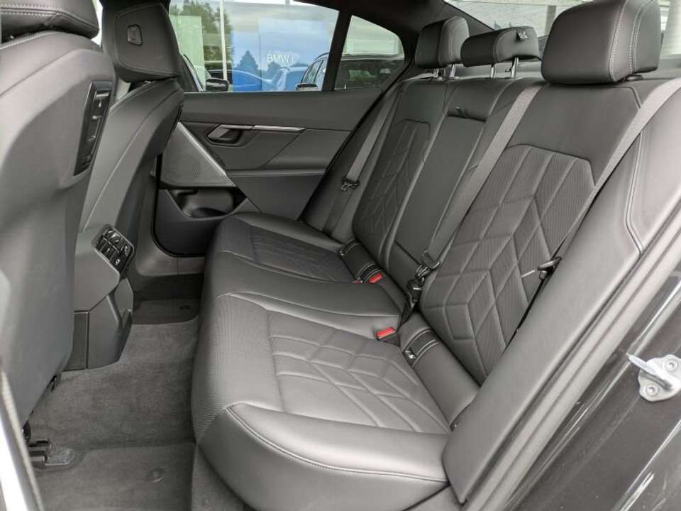 BMW 520 - Imagem 6