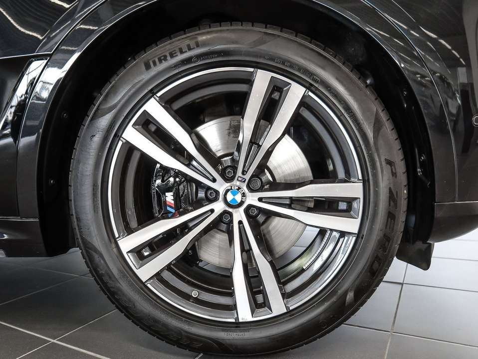 BMW X7 - Imagem 4