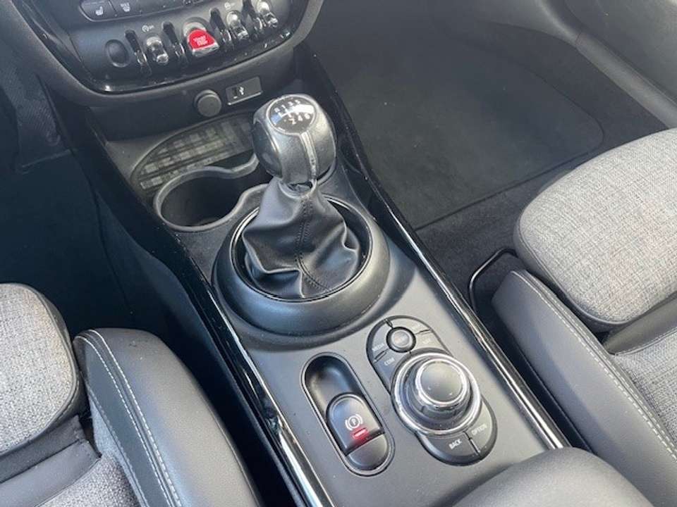 MINI One Clubman - Imagem 7