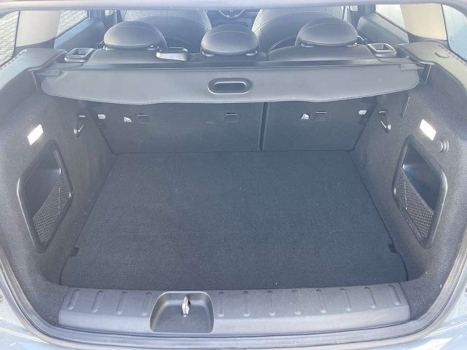 MINI One Clubman - Imagem 13
