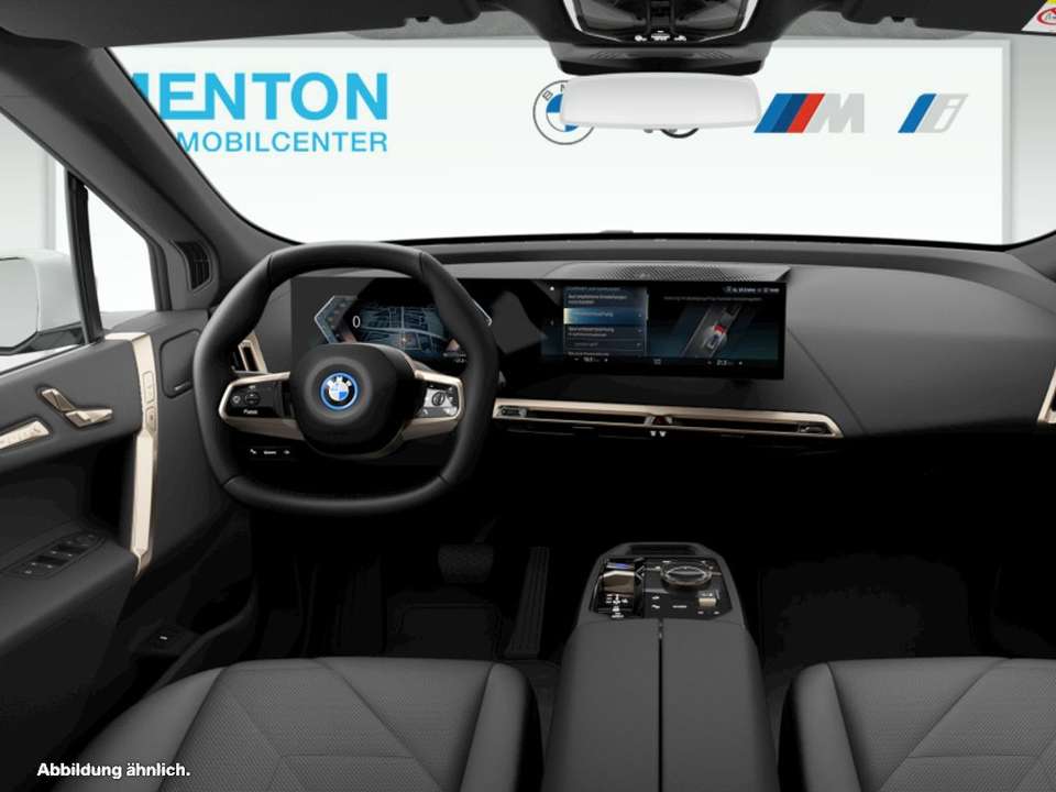 BMW iX - Imagem 6