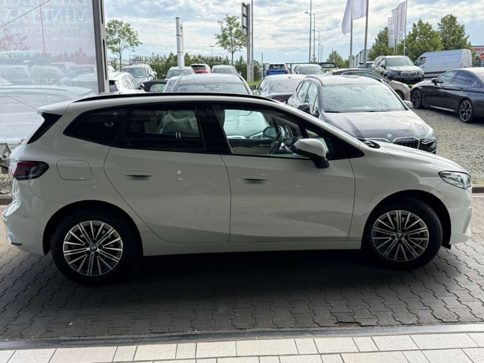 BMW 220 - Imagem 6