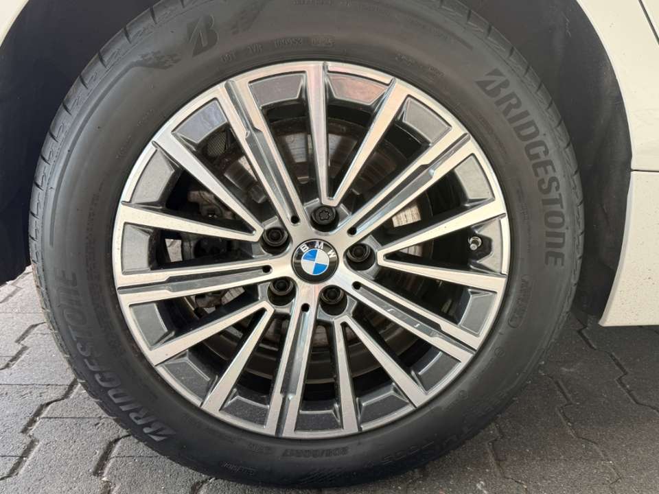 BMW 220 - Imagem 7