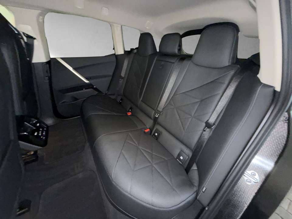 BMW iX - Imagem 11