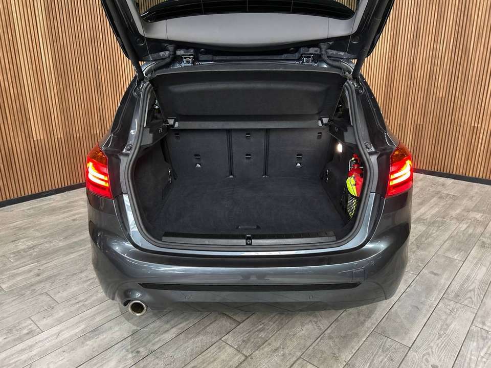 BMW 225 - Imagem 13