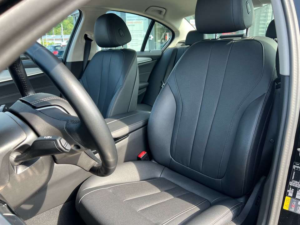 Car picture 14