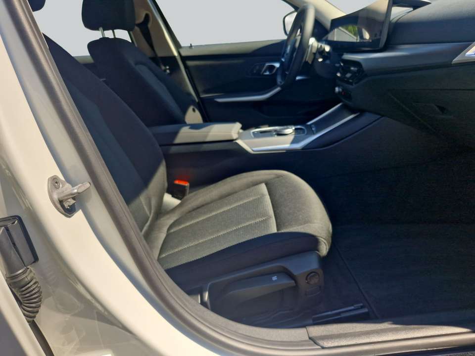 Car picture 14