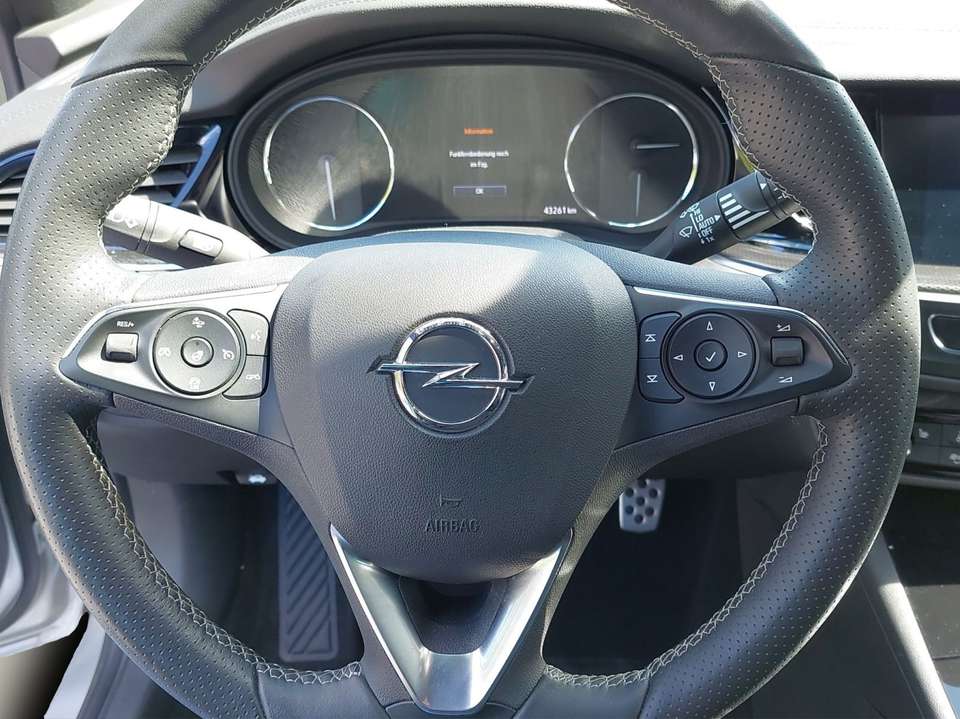 Opel Insignia - Imagem 10