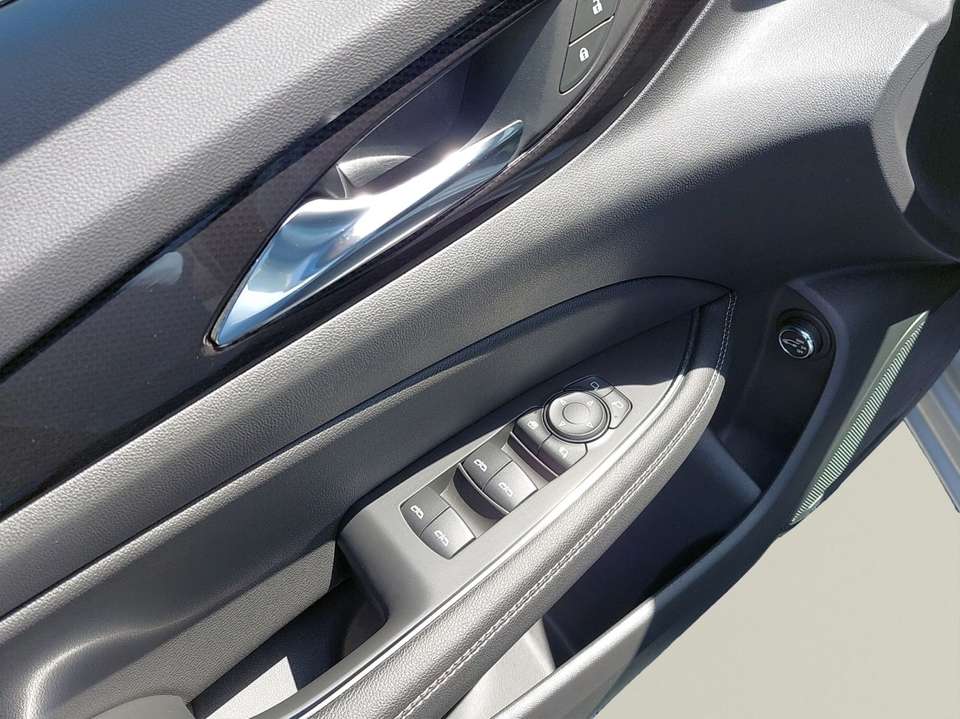Opel Insignia - Imagem 12