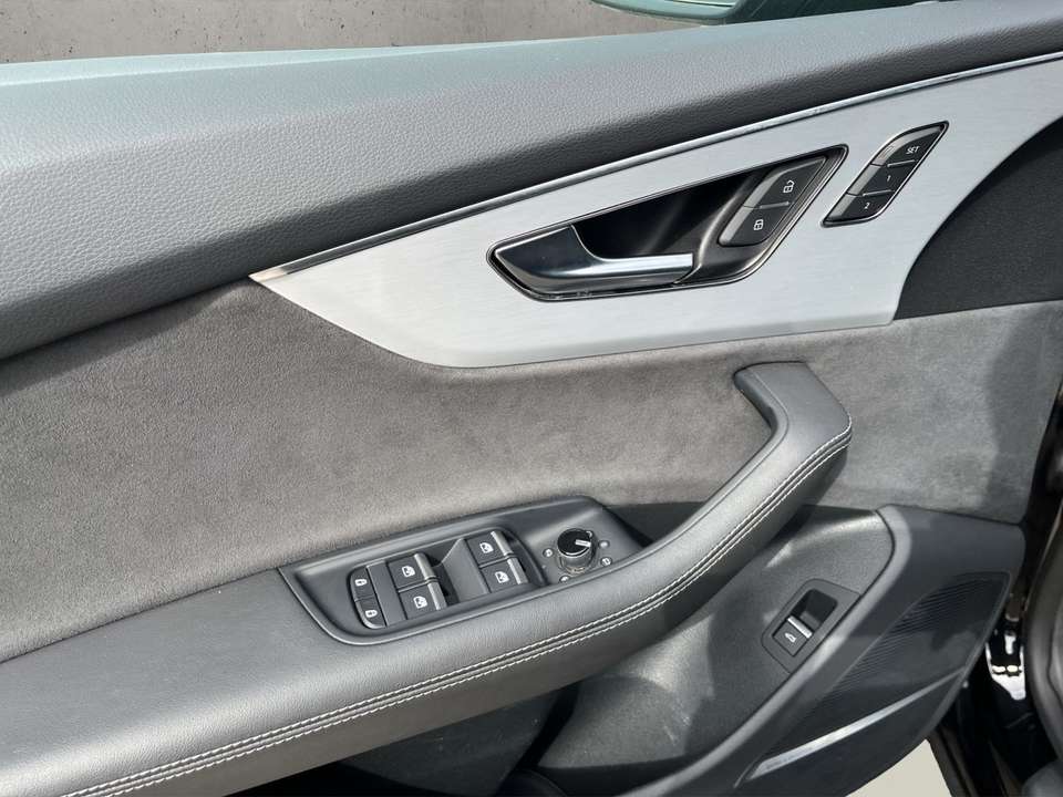 Audi SQ8 - Imagem 12