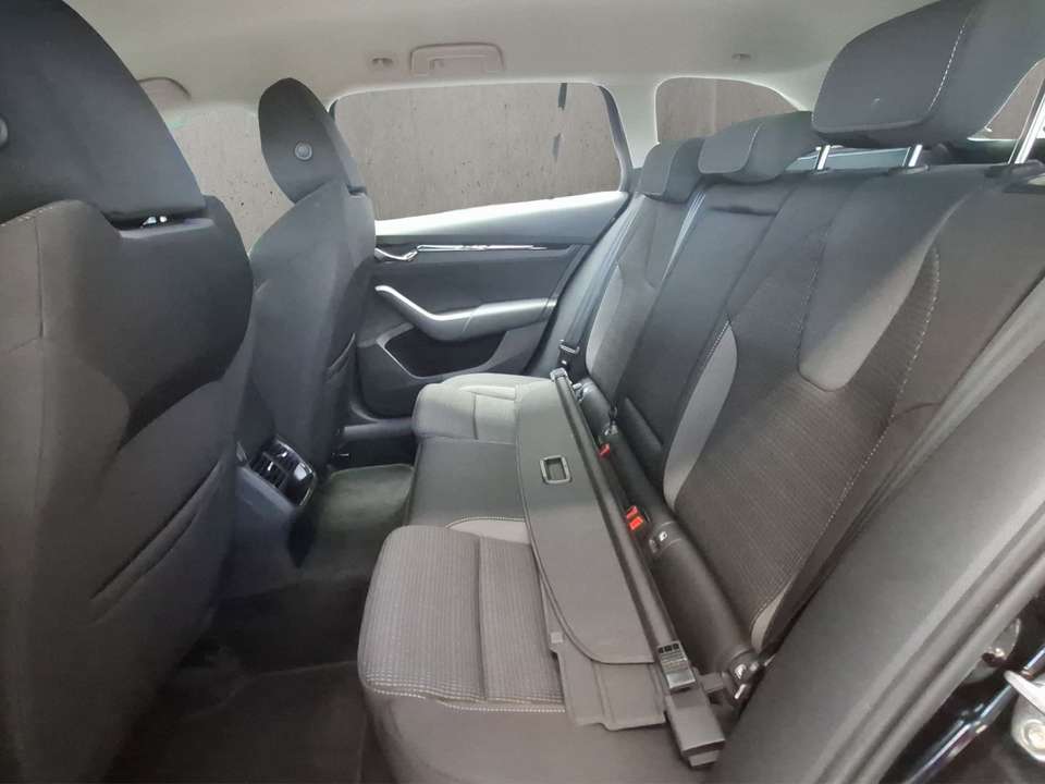 Skoda Octavia - Imagem 13