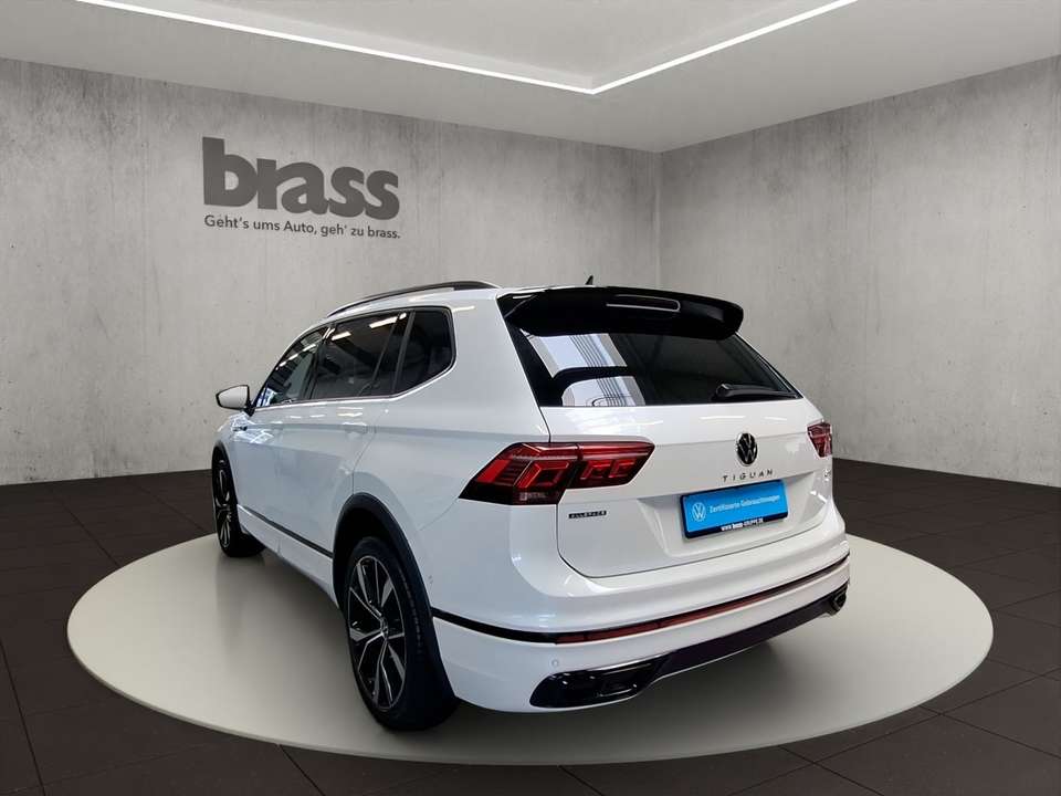 Volkswagen Tiguan Allspace - Imagem 3