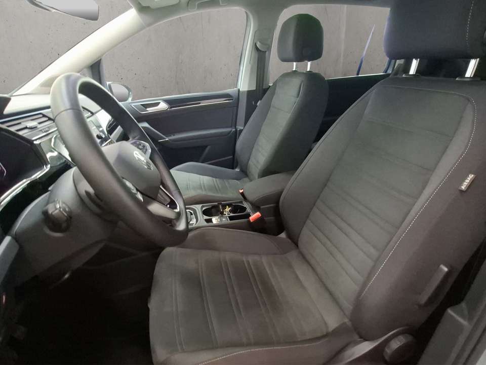 Volkswagen Touran - Imagem 11