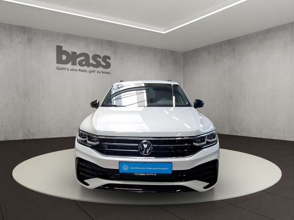 Volkswagen Tiguan Allspace - Imagem 9