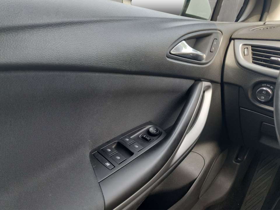 Opel Astra - Imagem 12