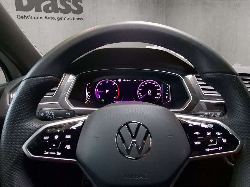 Volkswagen Tiguan Allspace - Imagem 13