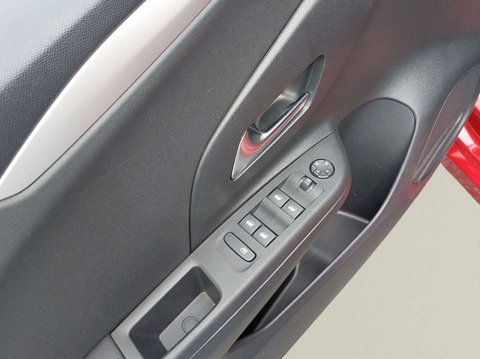 Opel Corsa - Imagem 12