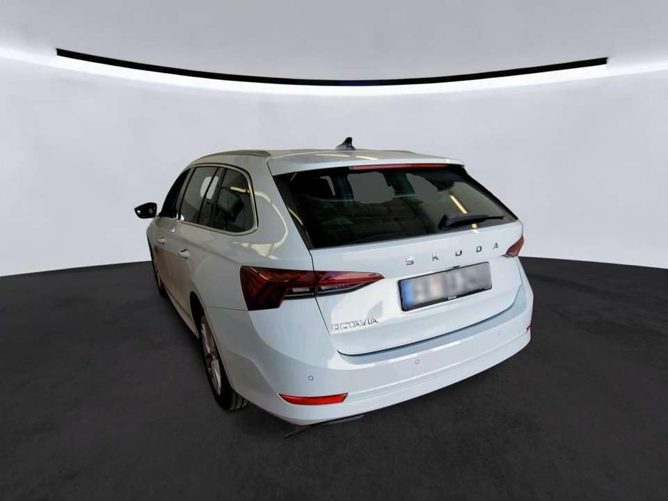 Skoda Octavia - Imagem 3