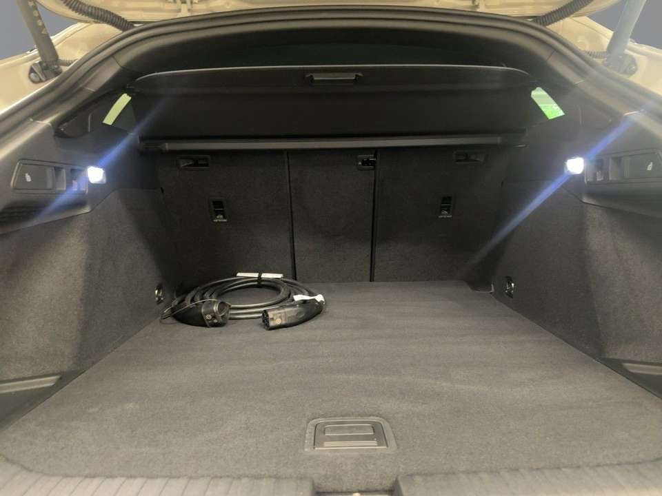 Audi A6 e-tron - Imagem 8