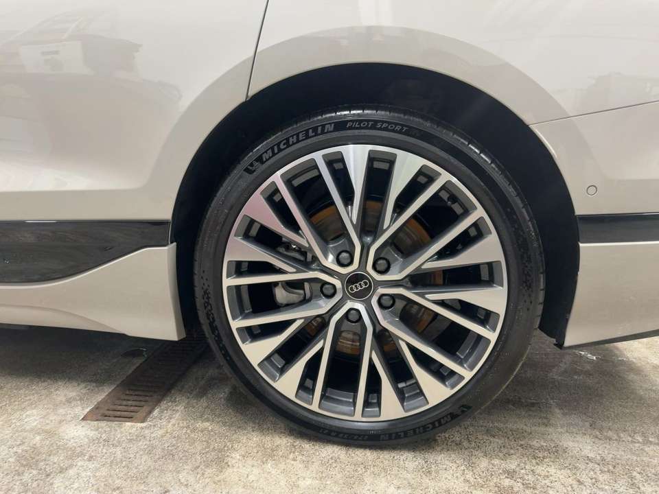 Audi A6 e-tron - Imagem 15