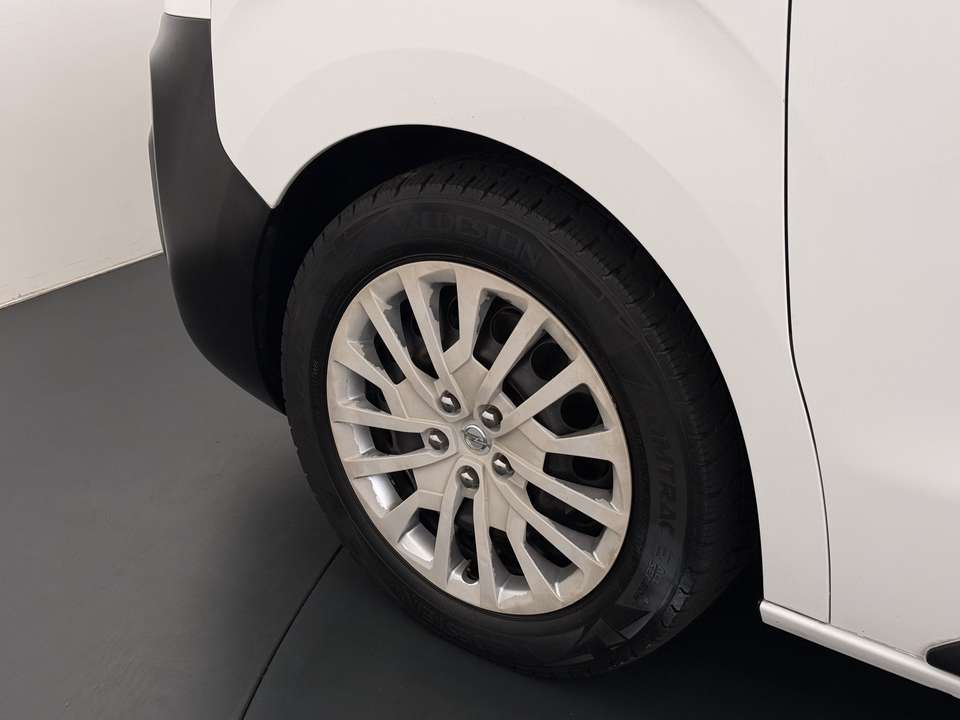 Opel Vivaro - Imagem 18