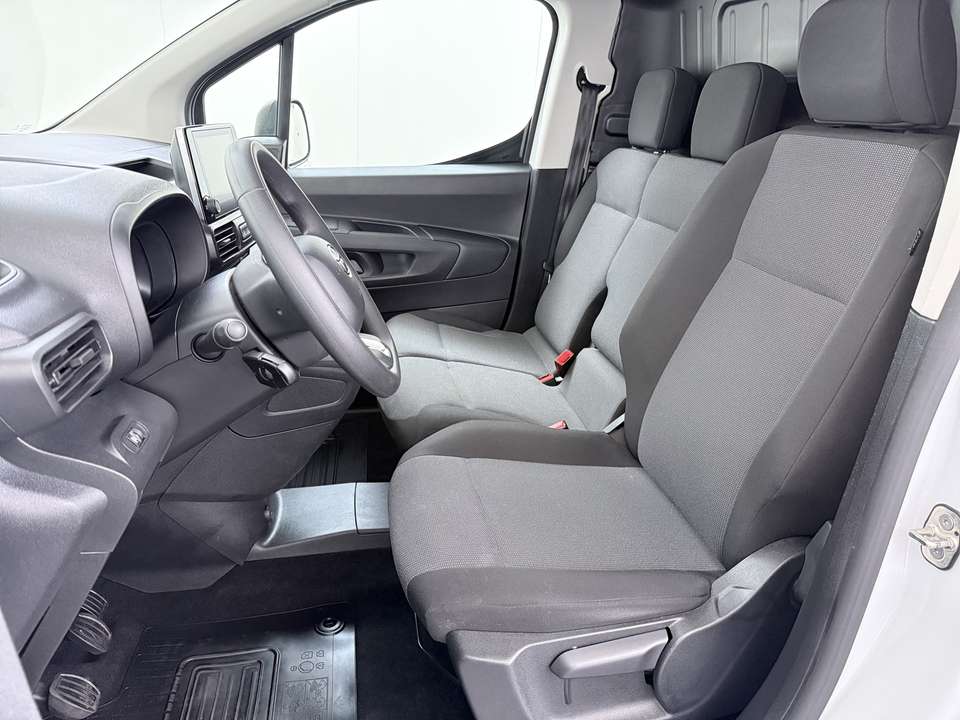 Toyota Proace City - Imagem 8
