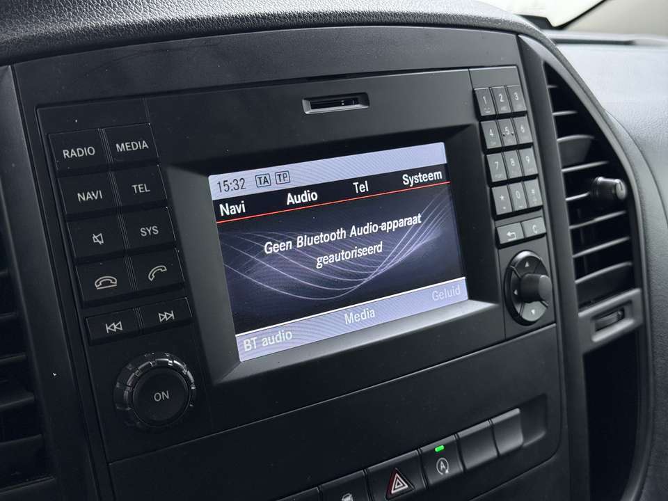 Mercedes-Benz Vito - Imagem 13