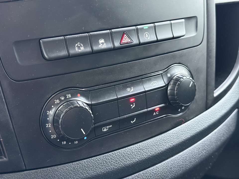Mercedes-Benz Vito - Imagem 16