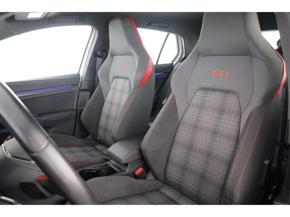 Volkswagen Golf GTI - Imagem 11
