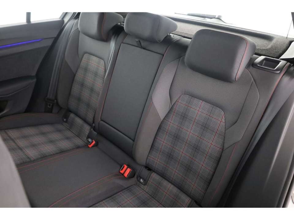 Volkswagen Golf GTI - Imagem 12