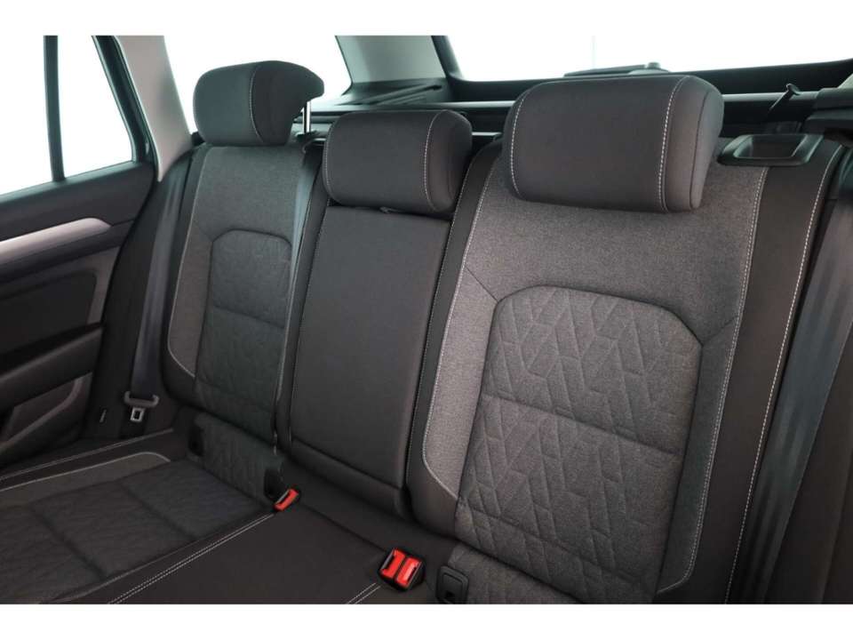 Volkswagen Passat Variant - Imagem 12