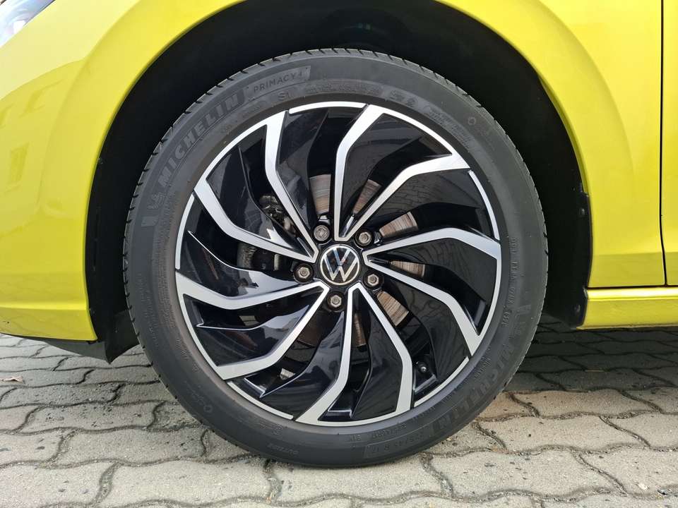 Volkswagen Golf - Imagem 9