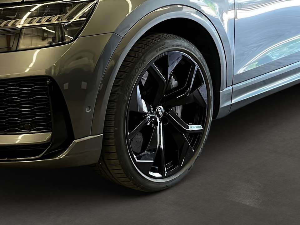 Audi RS Q8 - Imagem 4